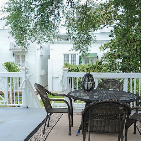 Carriage House Inn Айкън Екстериор снимка